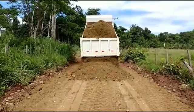 Camacã: Prefeitura começa a recuperar estradas vicinais